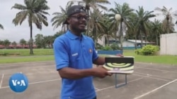 Le "Takkball", le nouveau sport à la mode à Abidjan