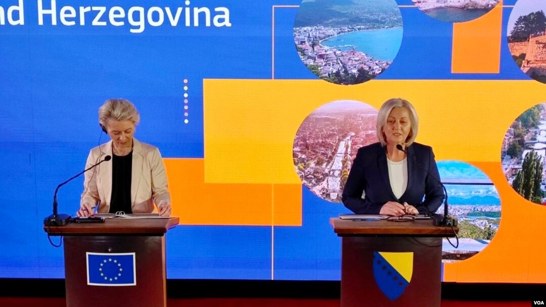Ursula Von der Leyen i Borjana Krišto tokom konferencije za novinare.