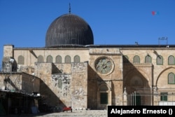 La mezquita de Al Aqsa, construida hace casi mil años, es la mayor de Jerusalén.