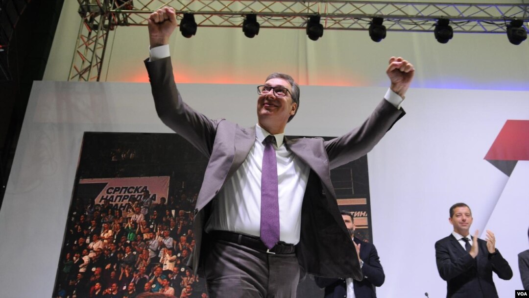 Vanredna skupština Srpske napredne stranke na kojoj se Aleksandar Vučić povukao sa čela stranke održana je u Kragujevcu (foto: FoNet)