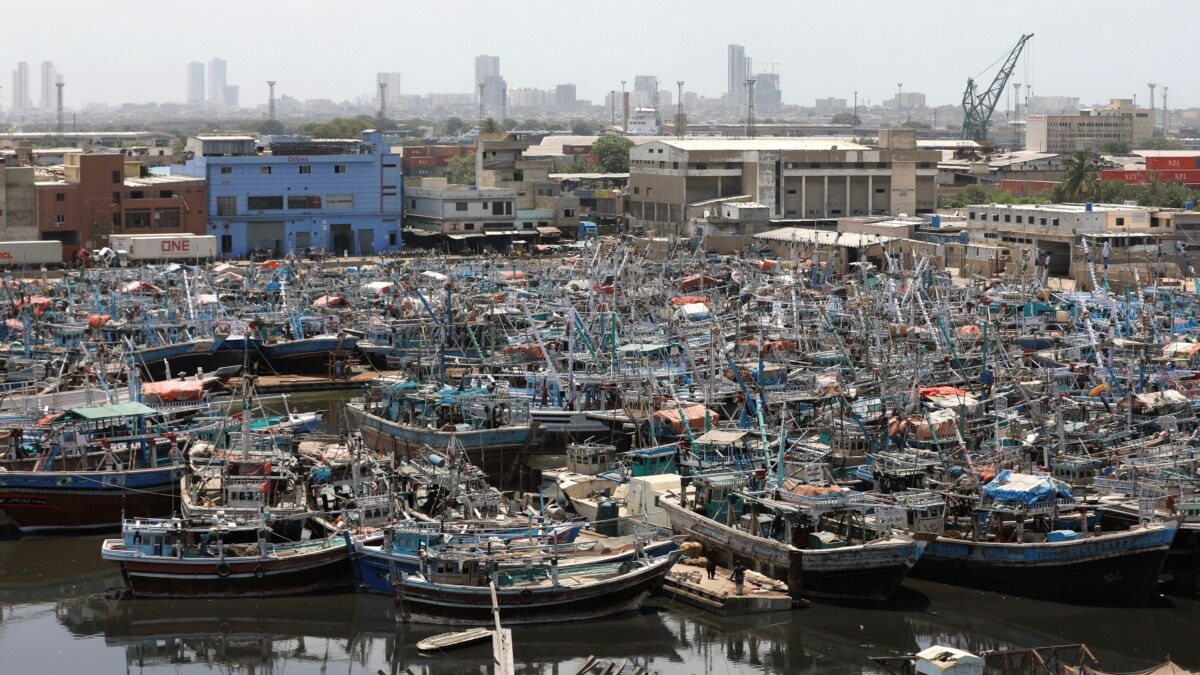 Indian Coastal States on Alert Due to Strengthening Cyclonic Storm - Vimarsana News