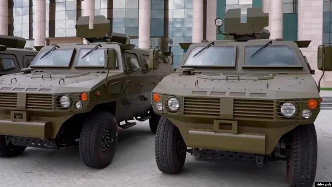 Бронетранспортеры китайского производства ShaanXi Tiger 4х4, доставленные в Грозный. Фото: скриншот видеозаписи из телеграм-канала Рамзана Кадырова