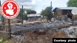စစ်ကောင်စီတပ်ရဲ့ နယ်မြေရှင်းလင်းမှုအတွင်း မီးရှို့ခံရတဲ့ ဝက်လက်မြို့နယ်ထဲက ကျေးရွာ-ယခင်မှတ်တမ်းဓာတ်ပုံ။ (photo: Wetlet Info Network)