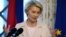 "Nous devons nous concentrer sur la coopération avec les gouvernements légitimes et les organisations régionales" en Afrique, a souligné la présidente de la Commission européenne Ursula von der Leyen.