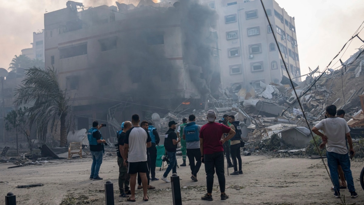Israeli Media Advocate Accepts News Outlets Denials About Hamas Attack