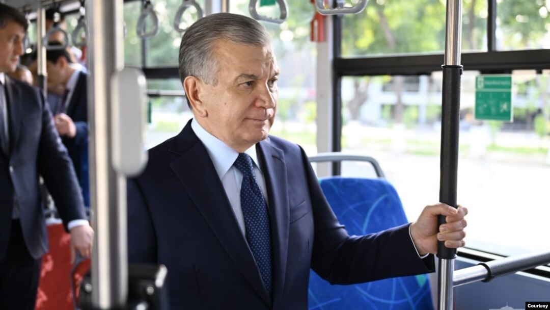 Prezident Mirziyoyev matbuot erkinligi tarafdori ekanini bot-bot eslatadi, ammo O'zbekiston bu borada bag'oyat orqada 