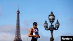 Ibrahim Al Hussein of Refugee Paralympic Team in action. Picture taken at Alexander III Bridge in Paris, Sept. 2, 2024. 