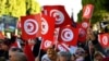 Des centaines de Tunisiens dans la rue pour commémorer la révolution