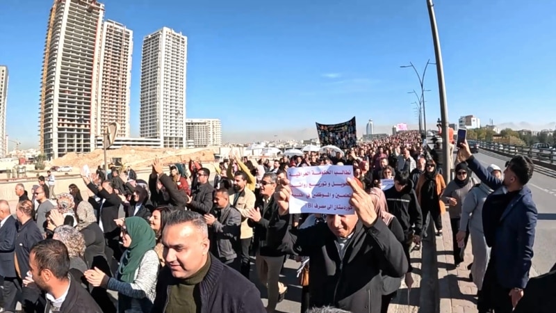 مامۆستایانی ناڕازی: نوسراوەکەی وەزارەتی پەروەردە، گەر شۆڤێنییەکیش دەریبکردایە جوانتر موڕاعاتی هەستی فەرمانبەران و مامۆستایانی ڕادەگرت