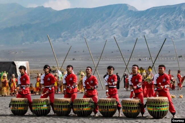 Bromo Festival 2024 di Lautan Pasir Bromo, Probolinggo, Jawa Timur. (Courtesy Kemenparekraf)