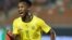 L'attaquant sud-africain Themba Zwane célèbre le deuxième but de son équipe lors du match entre l'Afrique du Sud et la Namibie, le 21 janvier 2024.