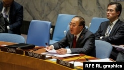 11月15日中国驻联合国大使张军在纽约安理会就呼吁在加沙地带建立更多人道主义走廊的决议发表讲话