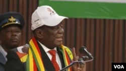 Zimbabwe President Emmerson Dambudzo Mnangagwa address ruling ZANU-PF at the party's headquarters in Harare on Aug. 7, 2024. (Columbus Mavhunga/VOA)