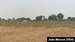 Agricultores no Vale do Cavaco, Benguela, Angola