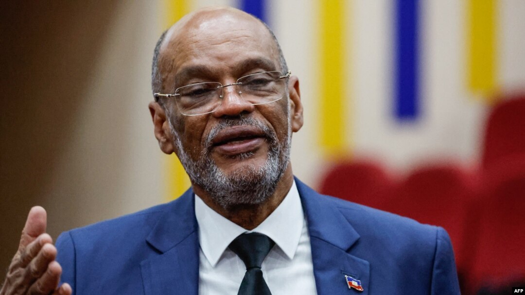 Perdana Menteri Haiti Ariel Henry berbicara kepada mahasiswa saat kuliah umum di Universitas Internasional Amerika Serikat (USIU) Afrika, di Nairobi, 1 Maret 2024. (Foto: AFP)