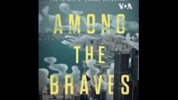 两位美国记者出版有关香港民主运动的新书 《勇者之中》