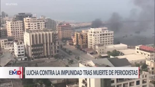 Expertos analizan los riesgos que enfrentan los periodistas