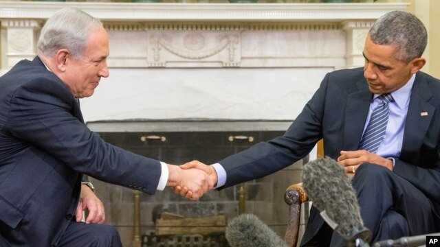 El presidente Barack Obama y el primer ministro israelí Benjamin Netanyahu minimizaron sus marcadas diferencias y reafirmaron su compromiso por alcanzar la elusiva paz en Oriente Medio.