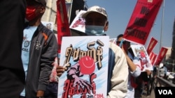 မန္တလေးမြို့မှာ CDM ပြုလုပ်တဲ့ ဝန်ထမ်းများ စုပေါင်းဆန္ဒပြ သပိတ်စစ်ကြောင်း။ (ယခင် မှတ်တမ်းရုပ်ပုံ)