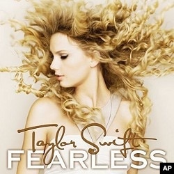 Taylor Swift's 'Fearless' CD