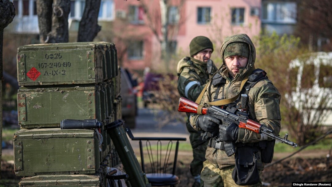 UKRAINE-CRISIS/MARIUPOL