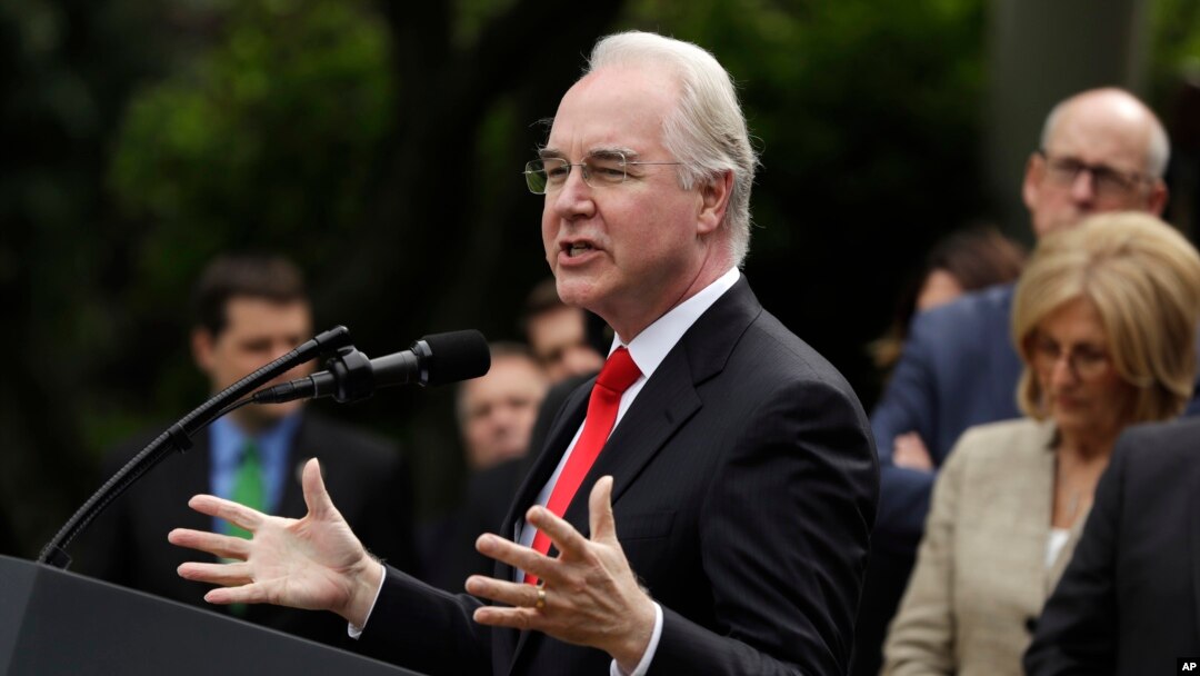 美国卫生与公众服务部部长汤姆·普莱斯(Tom Price)在白宫玫瑰园发表谈话（2017年5月4日）