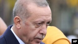 El presidente turco Recep Tayyip Erdogan dijo que conversó con aliados sobre el asesinato del periodista saudí Jamal Khashoggi.