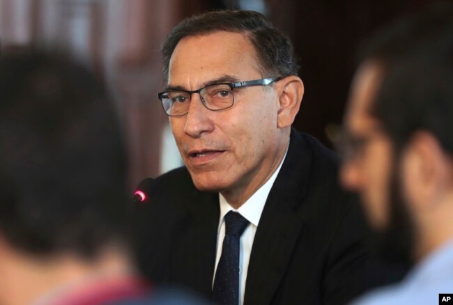 Peru's President Martin Vizcarra speaks during a press conference at the government palace in Lima, Peru, Oct. 29, 2018.