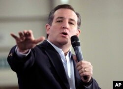 Ứng cử viên tổng thổng Đảng Cộng hòa, Thượng nghị sĩ Ted Cruz, phát biểu trong một buổi mít tinh ở Irvine, California, ngày 11 tháng 4 năm 2016.