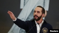 El presidente de El Salvador, Nayib Bukele, durante una intervención en rueda de prensa, en San Salvador, el 28 de junio de 2022.