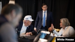 پرزیدنت دونالد ترامپ عملیات نظامی «خشم حماسی» علیه جمهوری اسلامی را زیر نظر دارد - ۹ اسفند ۱۴۰۴