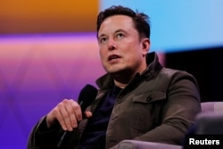 FILE - SpaceX owner and Tesla CEO Elon Musk speaks during an event at the E3 gaming convention in Los Angeles, California, U.S., June 13, 2019. (REUTERS/Mike Blake)