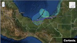 La tormenta tropical Karl se acerca a la costa de México. Captura de pantalla de NOAA/NHC