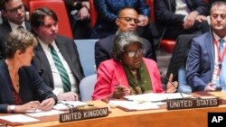 린다 토머스-그린필드 유엔 주재 미국 대사가 5일 뉴욕 유엔 본부에서 북한의 탄도미사일 발사와 관련해 열린 안보리 회의에서 발언하고 있다.