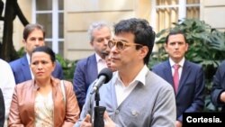 El Comisionado para la Paz en Colombia, Danilo Rueda, participa en una rueda de prensa el miércoles 28 de septiembre de 2022, en la Casa de Nariño, en Bogotá, Colombia. [Foto: Leonardo Vargas, Prensa OACP]