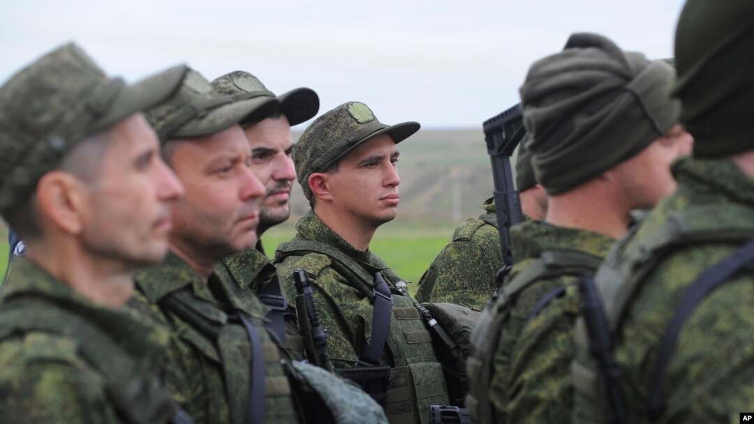 ARHIVA - Ruski regruti tokom obuke na jugu Rusije (Foto: AP)