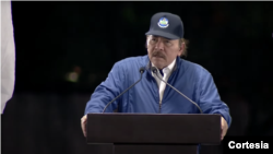 El Presidente de Nicaragua Daniel Ortega Saavedra, durante un de la Policía Nacional este viernes. [Foto: Captura de pantalla de imágenes de presidencia de Nicaragua]
