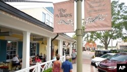 Në komunitetin The Villages, të Floridas, janë arrestuar tre votues për manipulim zgjedhor