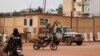 Le Burkina Faso est confronté depuis 2015 à des violences jihadistes attribuées à des mouvements armés affiliés à Al-Qaïda et au groupe Etat islamique.