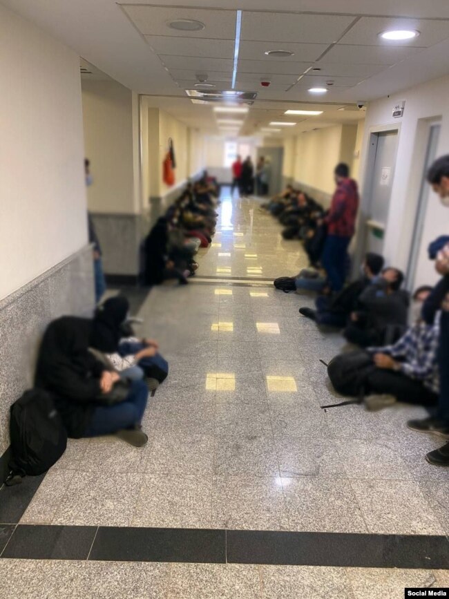 اعتراضات دانشجویان، ۱۰ آبان ۱۴۰۱