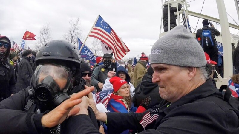 Capitol Rioter Gets Prison for Attacks on Journalist, Police