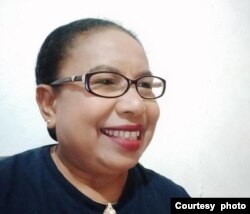 Anike Tance Hendrika Sabami, aktivis perempuan sekaligus Direktur Yayasan Mitra Perempuan Papua. (Foto: Dokumen pribadi)