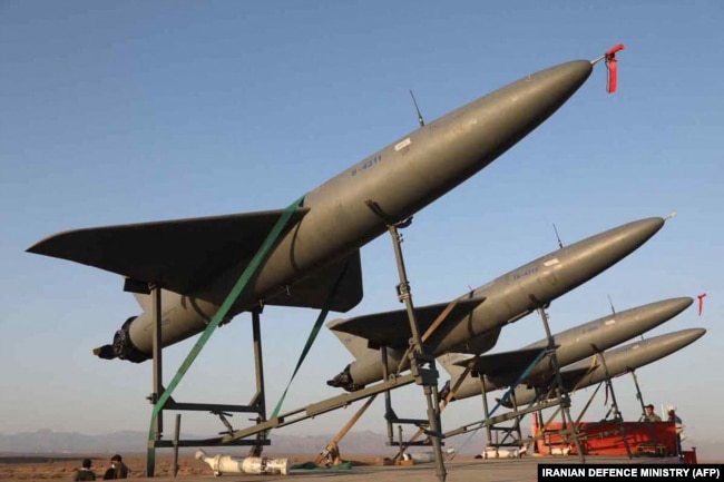 伊朗军方提供的照片显示伊朗制造的自杀式神风无人机。（2022年8月24日）