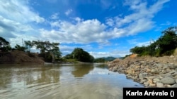 El Río Ostúa comparte frontera con Guatemala y El Salvador. Foto: Karla Arévalo