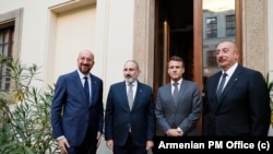 Avrupa Konseyi Başkanı Charles Michel, Ermenistan Başbakanı Nikol Paşinyan, Fransa Cumhurbaşkanı Emmanuel Macron ve Azerbaycan Cumhurbaşkanı İlham Aliyev