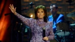 Fallece la legendaria cantante country Loretta Lynn