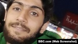 عرفان رضائی، ۲۱ ساله، که به گزارش بی‌بی‌سی، روز ۳۰ شهریورماه در جریان اعتراضات آمل، به ضرب دو گلوله به قتل رسید.