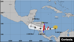 Proyección de la tormenta tropical Julia, según el Centro Nacional de Huracanes NHC. [Imagen: NHC]
