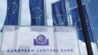 Ngân hàng trung ương châu Âu đã chậm trễ hơn so với Mỹ và Anh trong việc tăng lãi suất