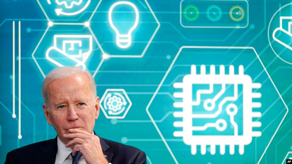 Chính quyền của Tổng thống Hoa Kỳ Joe Biden vừa chỉ định một nhóm cố vấn cấp cao để giám sát 52,7 tỷ đôla tài trợ của chính phủ nhằm thúc đẩy sản xuất và nghiên cứu linh kiện bán dẫn.
